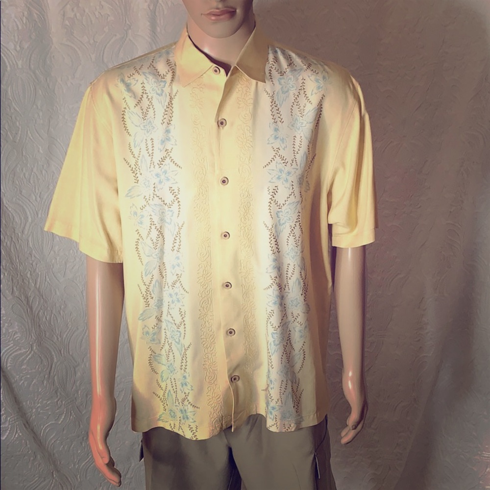 Tommy Bahama button down casual shirt